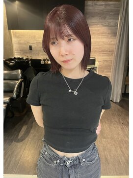りしゅ 富雄店(RicHE TOMIO) ワインレッド×切りっぱなしボブ