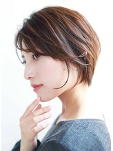 リル(Rire)&nbsp;大人小顔コンパクトショートボブ耳かけ丸みくびれ30代40代50代