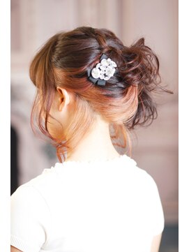 バックステージサカエ(BACK STAGE SAKAE) ナチュラルガーリーアップby BACKSTAGE