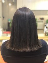 ボンビィヴァン(bon-vivant)&nbsp;ケアカラ-で中明度カラ-透明感を楽しむ。