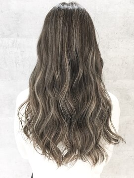 オリ(‘Oli) ハイライト＿プラチナベージュ