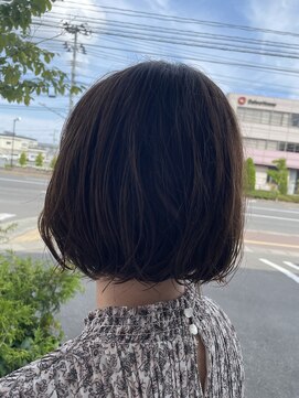 ジップ 緑店(zip) 大人ショートボブ×２０代カジュアル可愛い