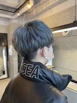 リンダテーラ(Linda tela) 【札幌　メンズカラー/メンズデザインカラー/シルバーアッシュ】