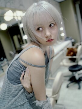 アマンドール(Aman D'or) ホワイト×レイヤーウルフ