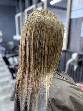 アローズ 荒尾店(arose) 30代、ハイトーンカラーで艶カラーで艶髪！