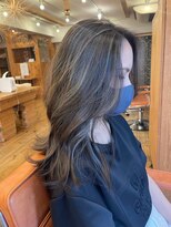 星華,デザインカラー,レイヤーカット,ウェットヘアc37