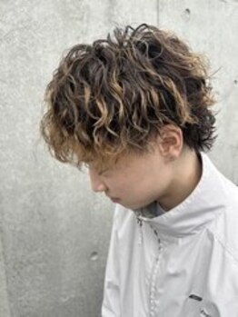 アカヒゲ 新札幌店(AKAHIGE)の写真/男性の髪のお悩みや、癖を活かしてなりたいスタイルを叶える★再現性の高いカットで毎朝のセットも簡単に◎
