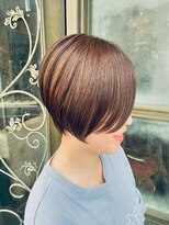 スカイウィズサロンヴィレッジ(Sky with SALON VILLAGE)&nbsp;髪質改善カラーで作るアッシュブラウン　丸みショート