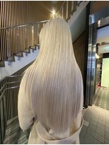 セレーネヘアー オオサカ 心斎橋店(Selene hair OSAKA)&nbsp;ホワイトベージュ☆