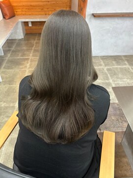 ビスクヘアデザイン(bisq hair design) グレージュ 艶髪 髪質改善 ブリーチ ピンクベージュ 韓国風
