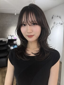 エトワ 中央店(etoi) 大分ハッシュカット胸上鎖骨下ミディアムレイヤースタイルかるめ