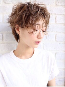 ネオリーブ コパン 鶴見店(Neolive copain) 低温パーマでこなれ感のあるショートヘアに