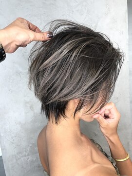 アポロ 横浜駅店(apollo) ハンサムショート☆バレイヤージュ