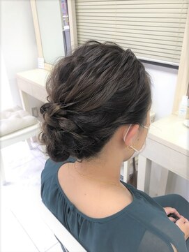 リサ 恵比寿(risa.) ルーズアップスタイル