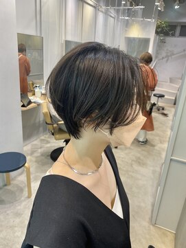 フィルムス 田町芝浦(FILMS) 黒髪/クラゲヘアー/オリーブグレー/小顔/ココアベージュ/田町