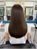 美髪グレージュ！王道うるツヤロングスタイル