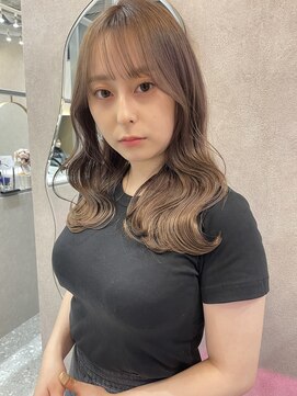 ロンド レア 天神大名店(Lond Le’a) ダブルカラー/インナーカラー/ミルクティ/こなれミディ