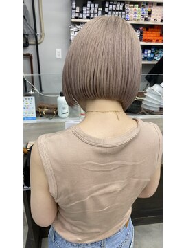 ヴァーディ オモテサンドウ(Vardy omotesando) ケアブリーチで作るホワイトベージュ