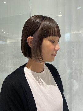 レイバイキングダム(Ley by KINGDOM) 切りっぱなしボブ/イヤリングカラー/横浜ショート