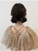 前から可愛いツインお団子ヘアアレンジ