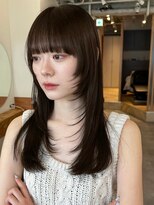 ノイカーム(noi Calm) 顔周りレイヤーカットくびれヘアミルクティーベージュカラー