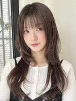 レイヤーカット/小顔カット/くすみベージュ/透明感カラー