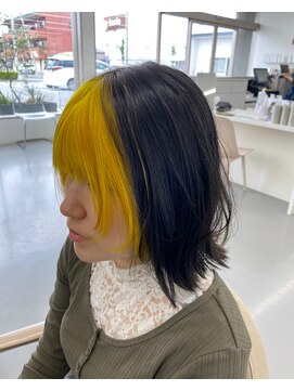 ランドマーク(LANDMARC) イエローとブルーブラック