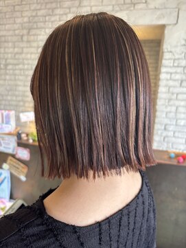 ノイズヘアー(NOISEHAIR) ハイライト切りっぱなしBOB
