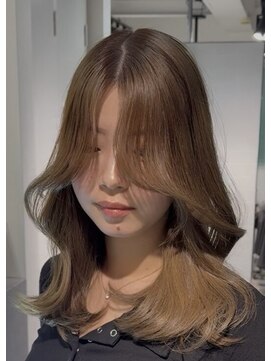 ウリ 横浜(uli) ハイトーン×韓国ヘア
