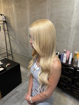 ルフレバイレミー 新宿店(Reflet by remmy) ブロンドヘアーエクステ