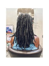 ナッツヘアー バックコームドレッド