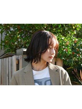 自然とともに、いつまでも美しさと健やかさを。お客様の一生の味方となれる美容師として。