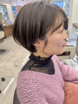 アッシュ 下北沢店(Ash) これくらいがちょうど良い耳掛けショートボブ