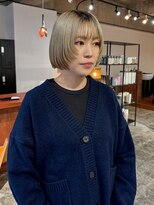 ニードジェリコ(NEED JERICHO)&nbsp;顔まわりレイヤーボブ