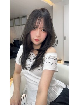 ロンドルピナス 小倉(Lond Lupinus) ミディアムレイヤーカット/似合わせカット/大人ガーリー/20代