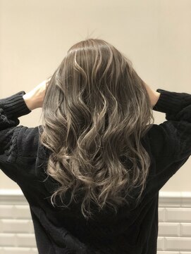 シュシュ 高坂店(Chou Chou) シアーグレー×ハイライト