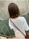 大人可愛い20代30代40代小顔ワンサイドショートボブ丸み前下がり