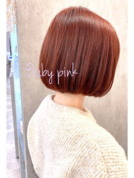 エールバイボヌール(Ere by Bonheur) ストンとおさまる、首元すっきりミニボブ　ベビーピンク