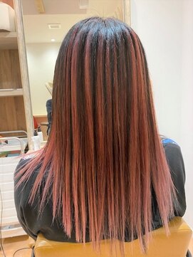 アズールサン 草加西口店(azule-sun) 逆インナーカラー,ピンクカラー,顔周りレイヤー,アニメカラー