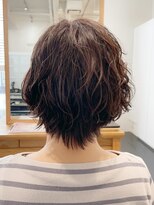 エムプラス 二子玉川(Mplus)&nbsp;大人女性(40代50代)のカジュアルパーマスタイル　夏目サトル