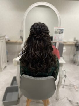 ラモ(RAMO) Topアレンジハーフアップ