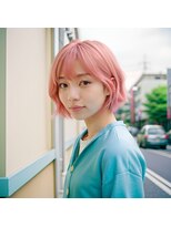 エイル(Ail) グレーアッシュシースルーバング巻き髪風パーマ
