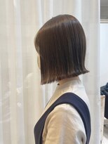 シーバイデコ(See by DECO)&nbsp;大人ナチュラル透明感オリーブボブ