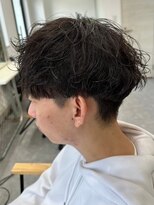 フゥ 宇都宮(FeU)&nbsp;波巻きパーマメンズパーマメンズヘアツーブロックツイストパーマ