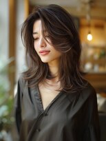 アルトリスト(Altruist Aging×HAIR&SPA)&nbsp;★ダークアッシュ大人ガーリーボブ着物ミディアムレイヤーカット