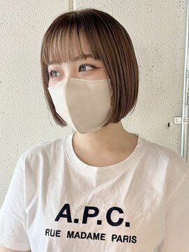 イシ(isi) 髪質改善/ブリーチ無しダブルカラー/ベージュカラー/ボブ