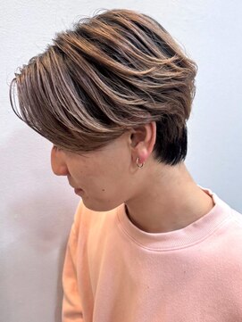 シエスタ(SIESTA) 毛流れパーマ　ベージュカラー　アンブレラカラー　メンズ