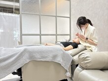 スペシャルコースとして前髪カットの前に併設しているアイラッシュサロンのご利用も可能です♪ (矢場町/栄)