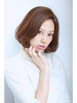 クロスオーバー(Cross Over) 大人ボブ