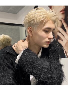 アストラ(ASTRA) MEN’S HAIR/波巻きツイストスパイラル/リバースセンターパート